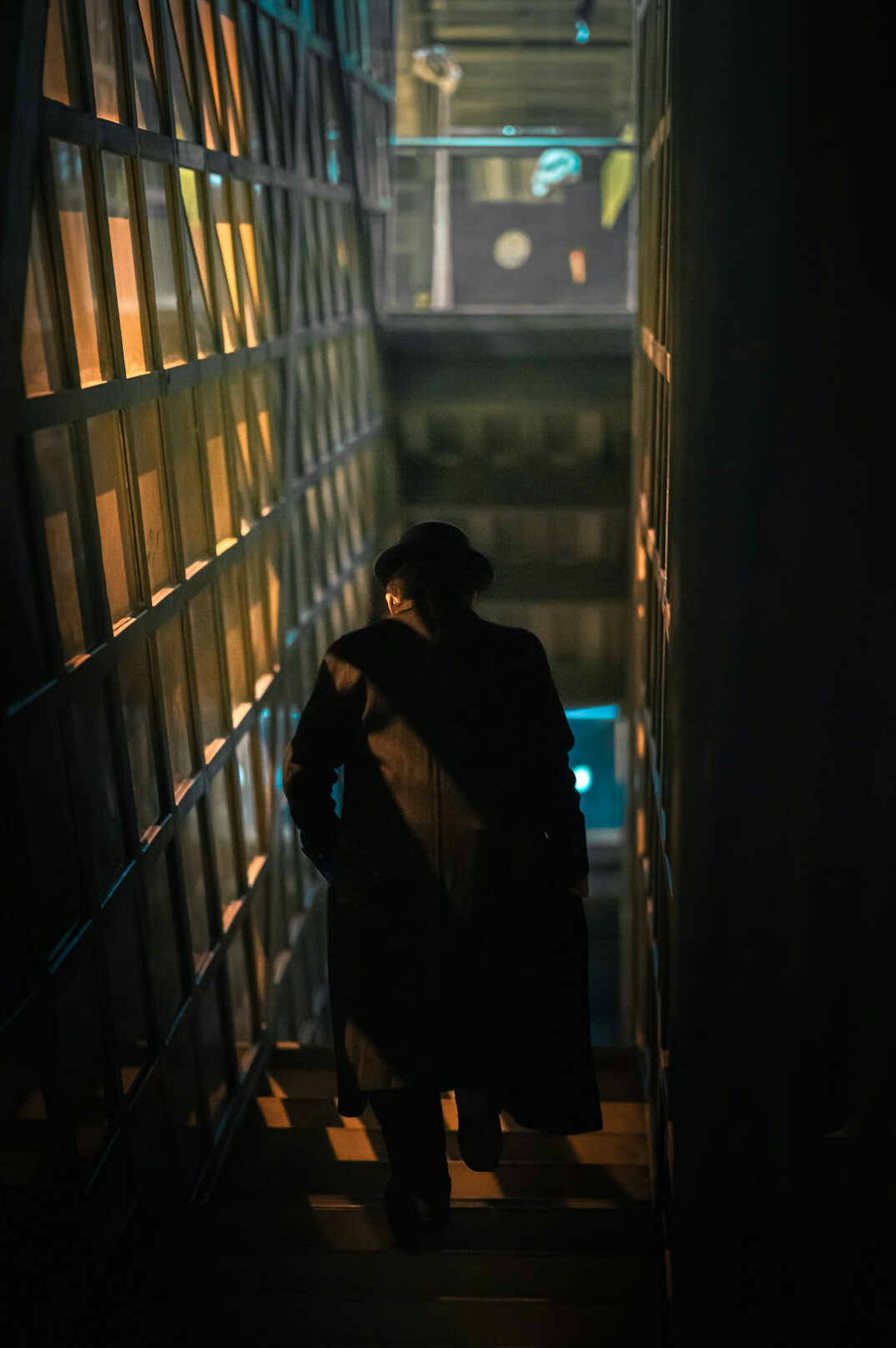 detective investigating night